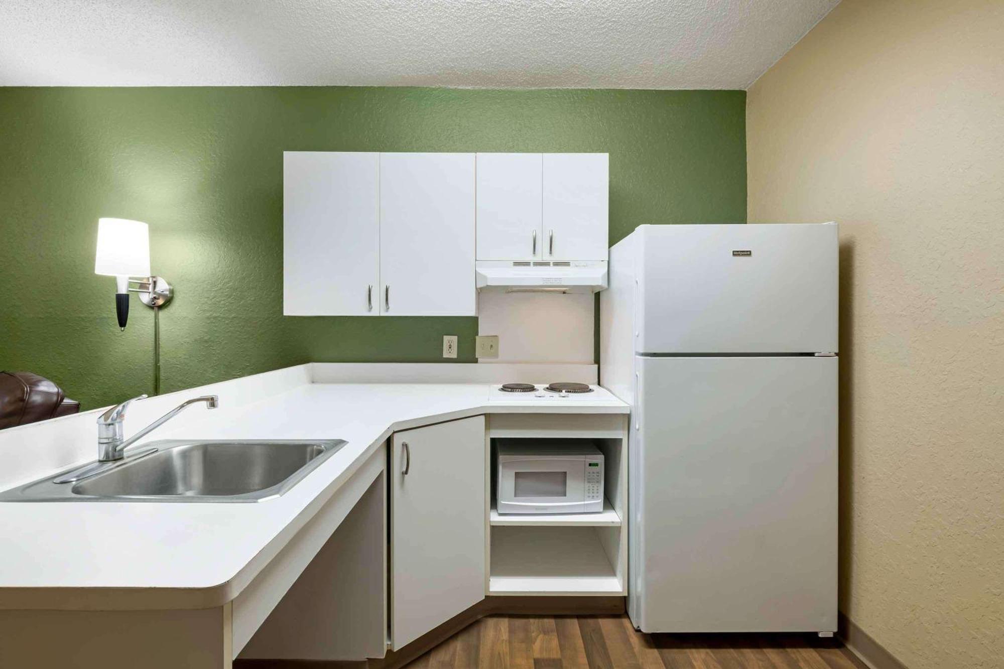 Extended Stay America Select Suites - Jacksonville - Lenoir Avenue East Exterior foto