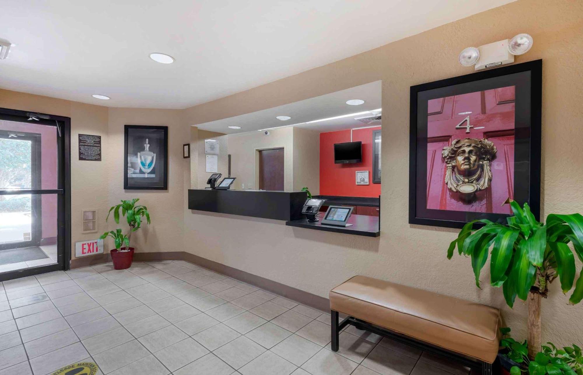 Extended Stay America Select Suites - Jacksonville - Lenoir Avenue East Exterior foto