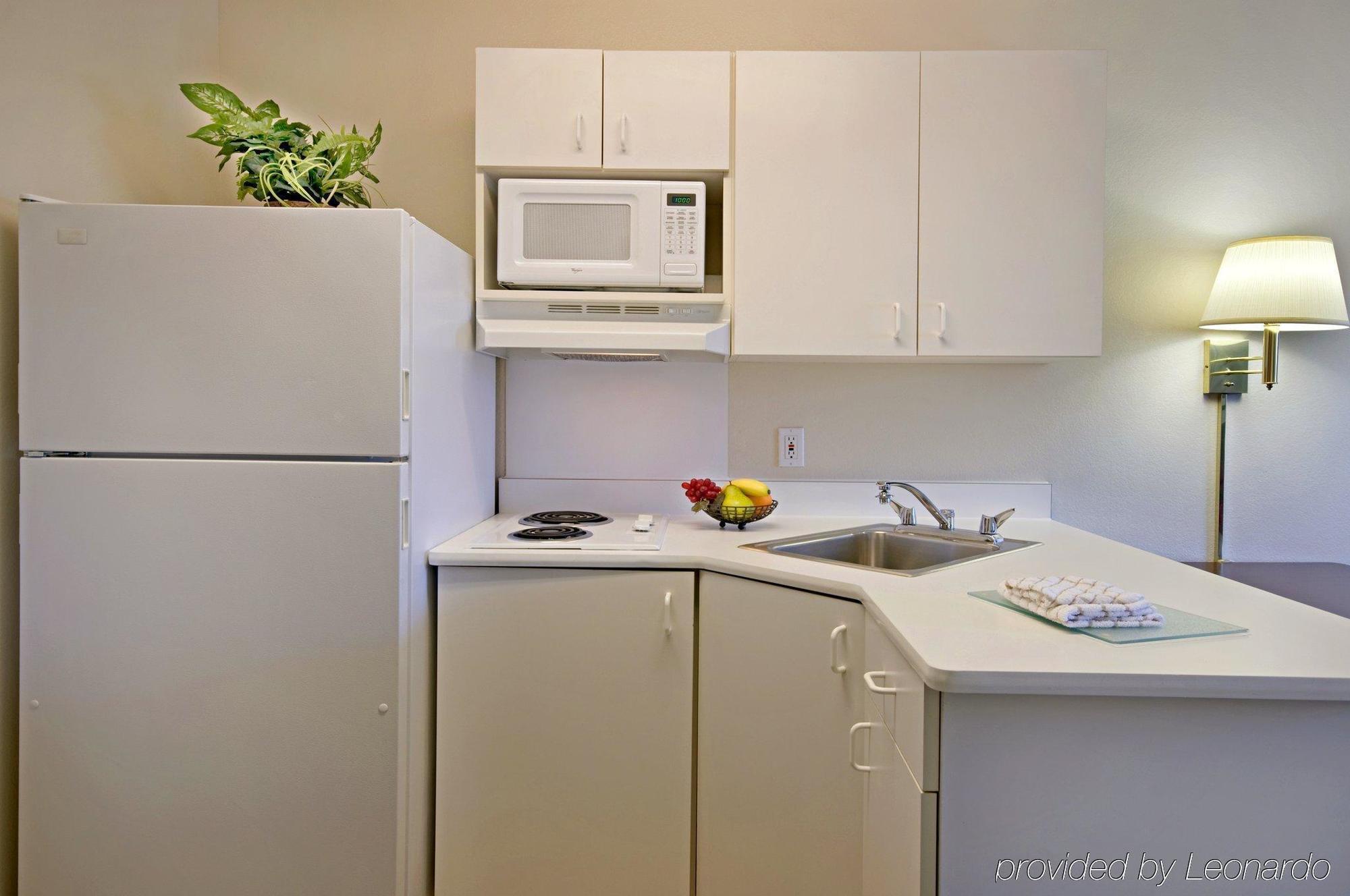 Extended Stay America Select Suites - Jacksonville - Lenoir Avenue East Exterior foto